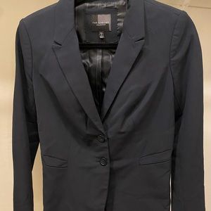 Women’s size 2 the limited blazer
